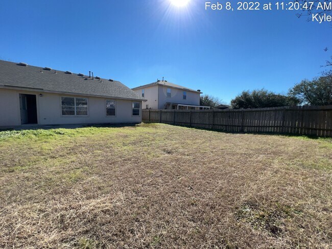 Building Photo - 232 Buttercup Way