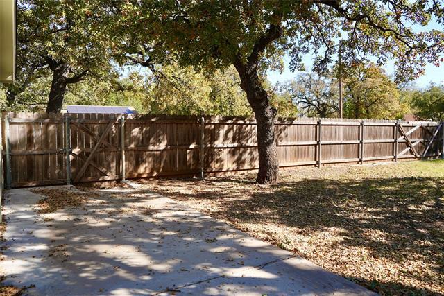 Building Photo - 1590 N Race