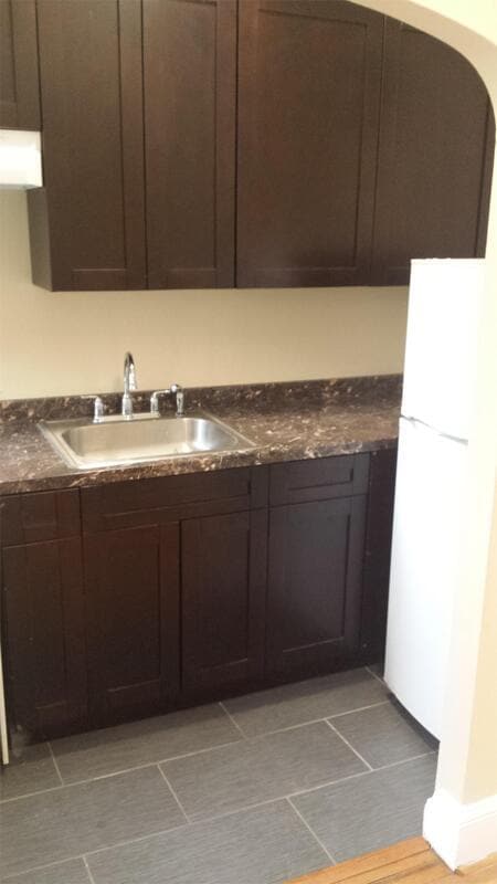 Building Photo - 2315 N Charles St