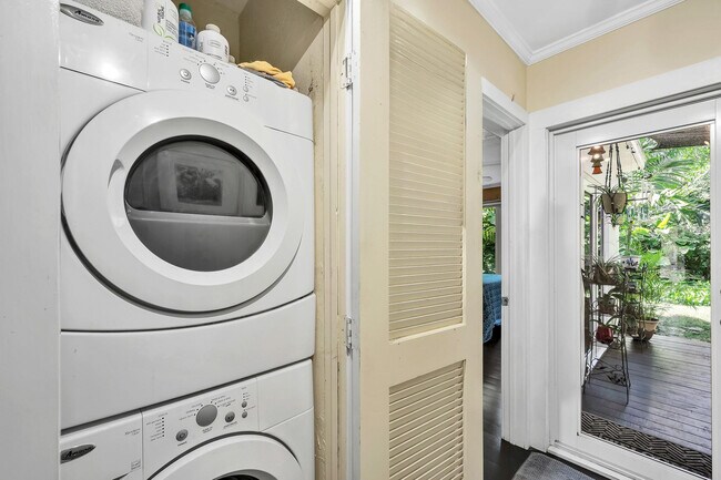 Building Photo - 1509 NW 4th Ave