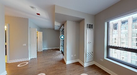 Building Photo - 70 W Hubbard St