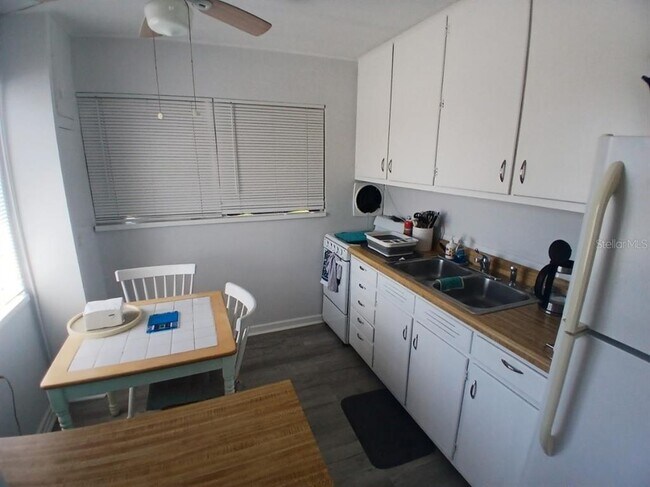 Building Photo - 18213 Gulf Blvd