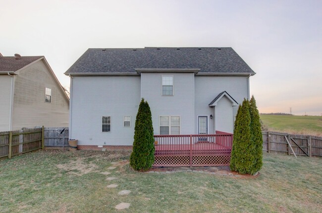 Building Photo - Super Views of Kentucky while in Clarksville