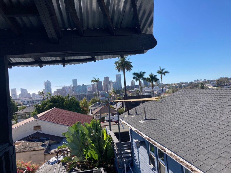 Building Photo - 1044 23rd St