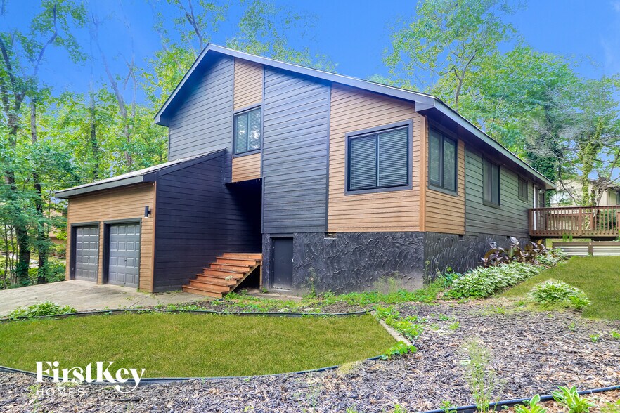 Building Photo - 2668 Royal Oak Ct