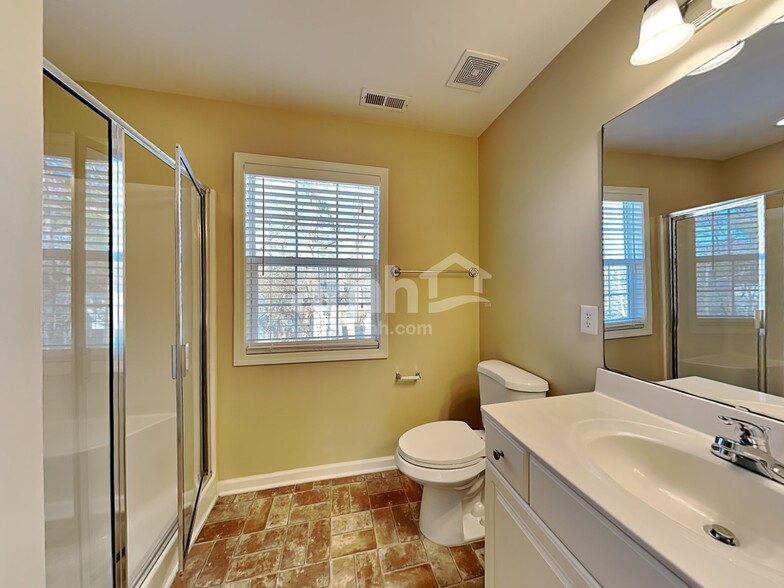 Building Photo - 218 Spinel Ln