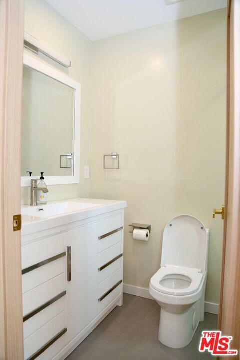 Building Photo - 8235 Alcove Ave