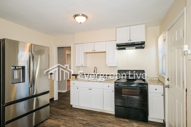 Building Photo - 1919 Clare Ct