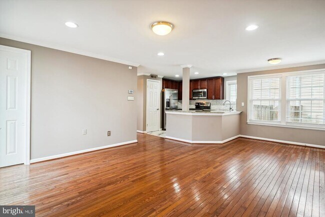 Building Photo - 7558 Cross Gate Ln