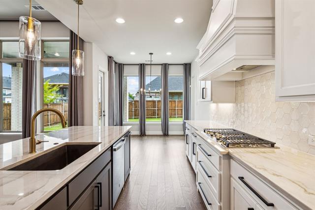 Building Photo - 2232 Grey September St