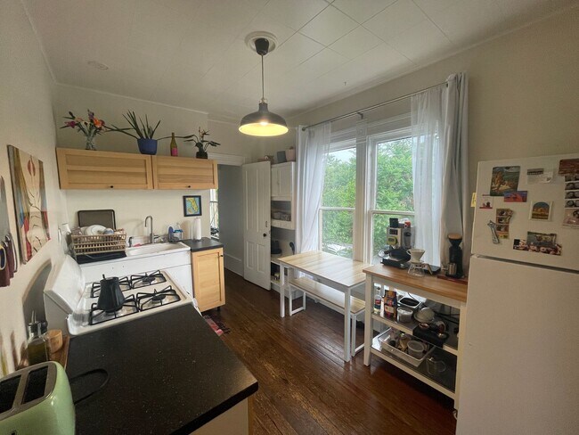 Building Photo - Bannock302