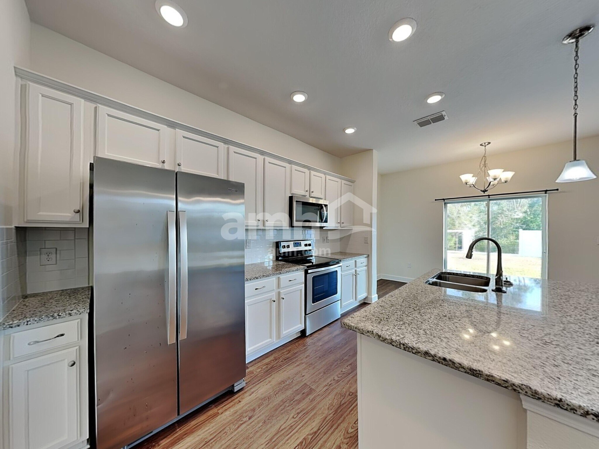 Building Photo - 37655 Dusty Saddle Ln