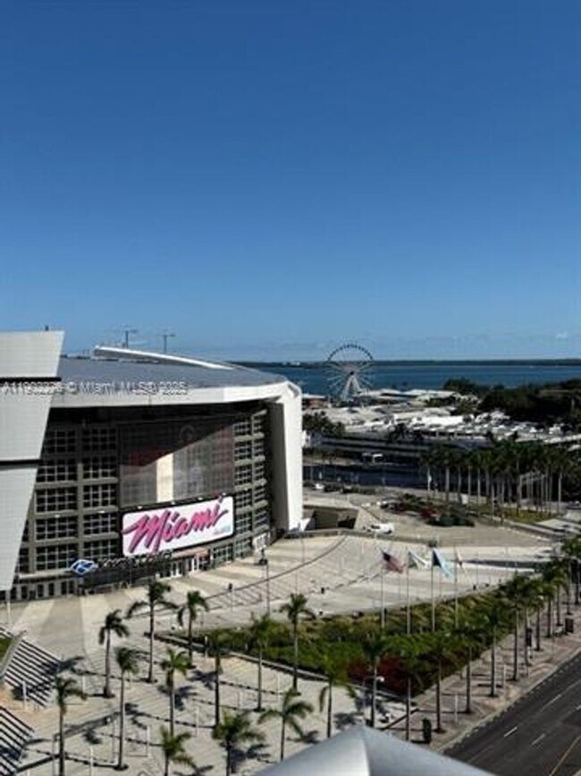 Building Photo - 888 Biscayne Blvd