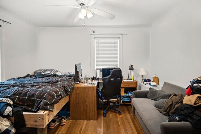 Building Photo - 226 Canal St