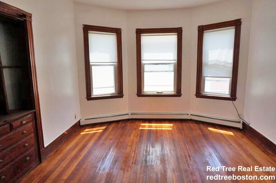 Building Photo - 57 Walden St