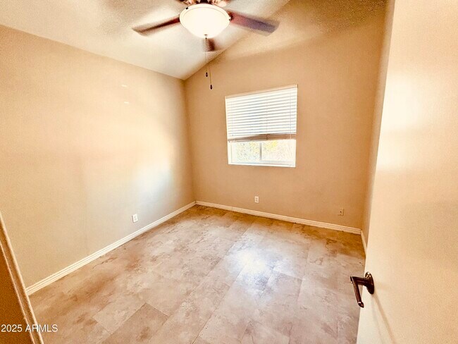 Building Photo - 3463 N Verano Ct