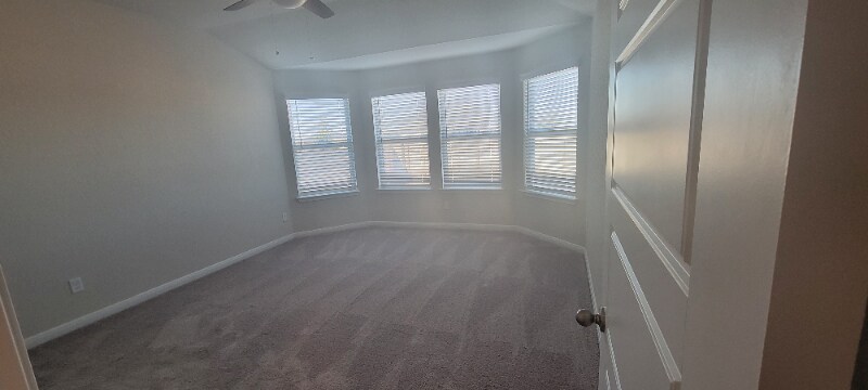 Building Photo - 1231 Meyers Mdw