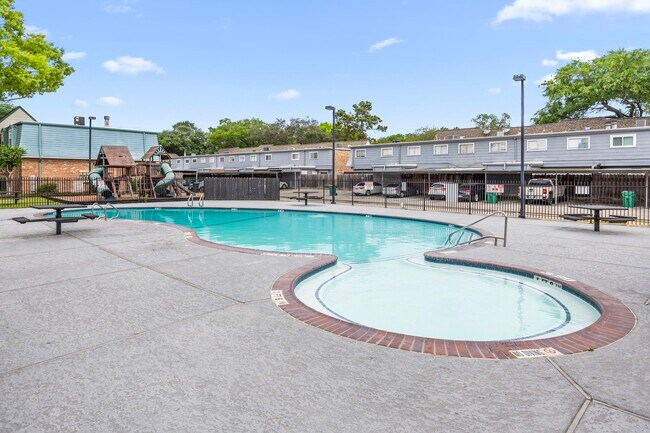 Building Photo - 11002 Hammerly Blvd