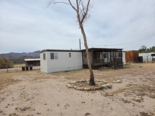 Building Photo - 41277 Dogwood St