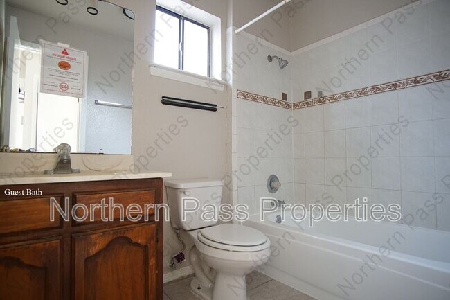 Building Photo - 1376 Trudy Elaine Dr