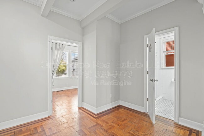 Building Photo - 872 Briarcliff Rd NE