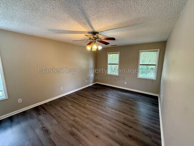 Building Photo - 703 Swan Hill Ct
