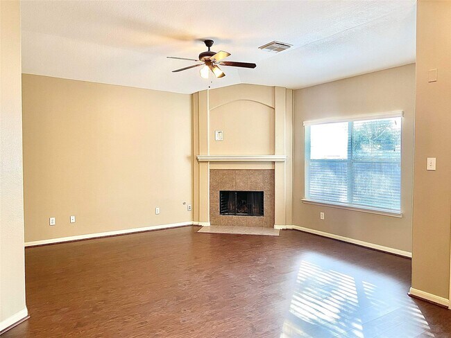 Building Photo - 2614 Orchard Creek Ln