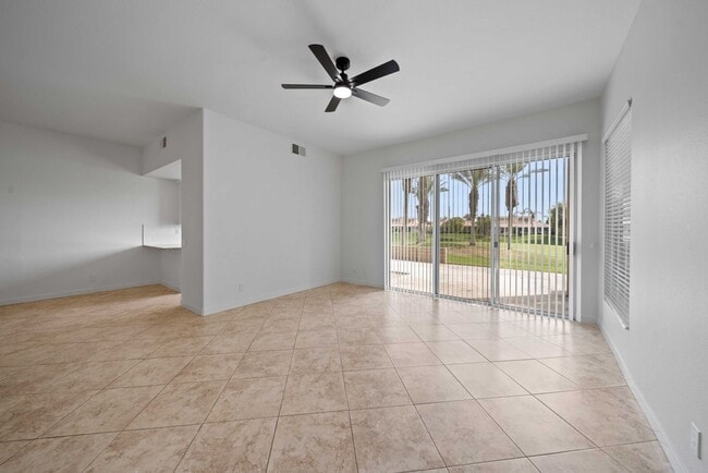 Building Photo - Mission Hills Country Club Home