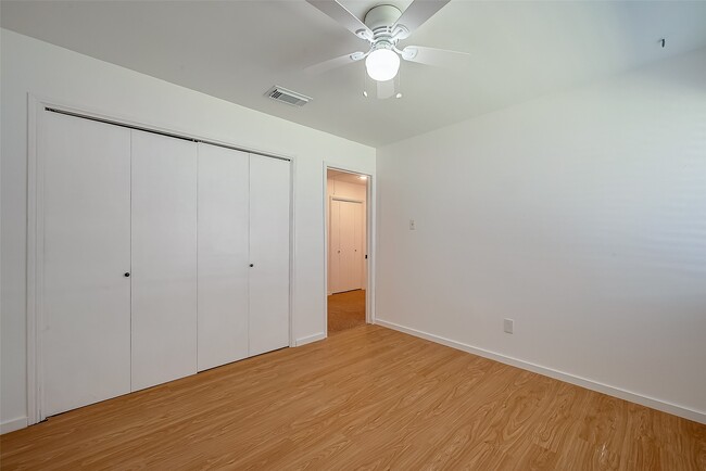 Building Photo - 810 Richvale Ln