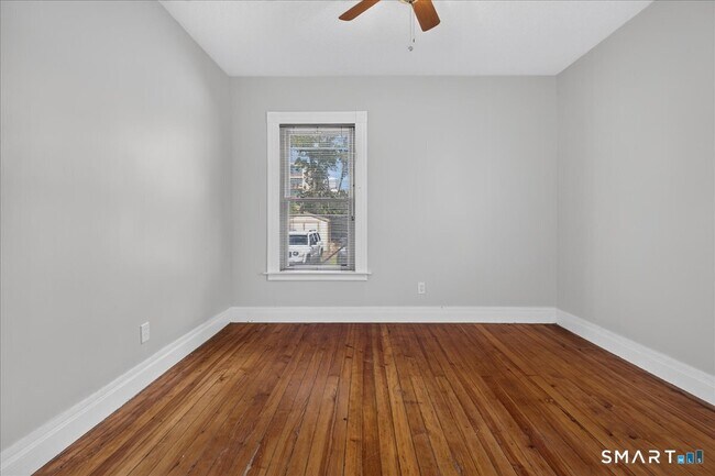 Building Photo - 35 Tilton St
