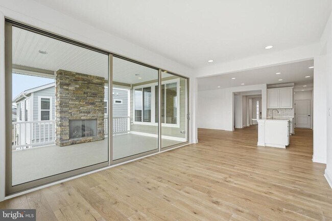 Building Photo - 112 BETONY Ct