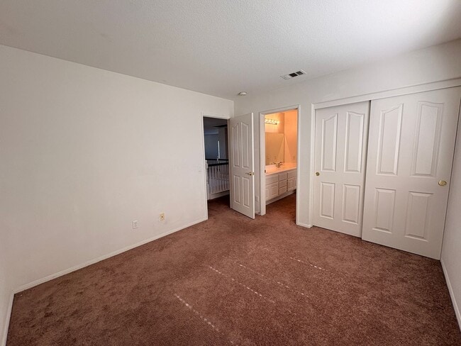 Building Photo - EASTVALE GREAT NEIGHBORHOOD- 4+2.5 EXECUTIVE HOME, QUIET NEIGHBORHOOD - AVAILABLE NOW!!! ONLY 2 C...