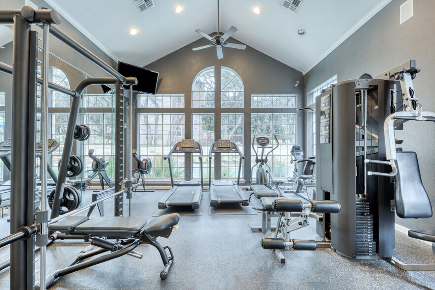 Parc At Wall Street apartments — community photo - Parc At Wall Street