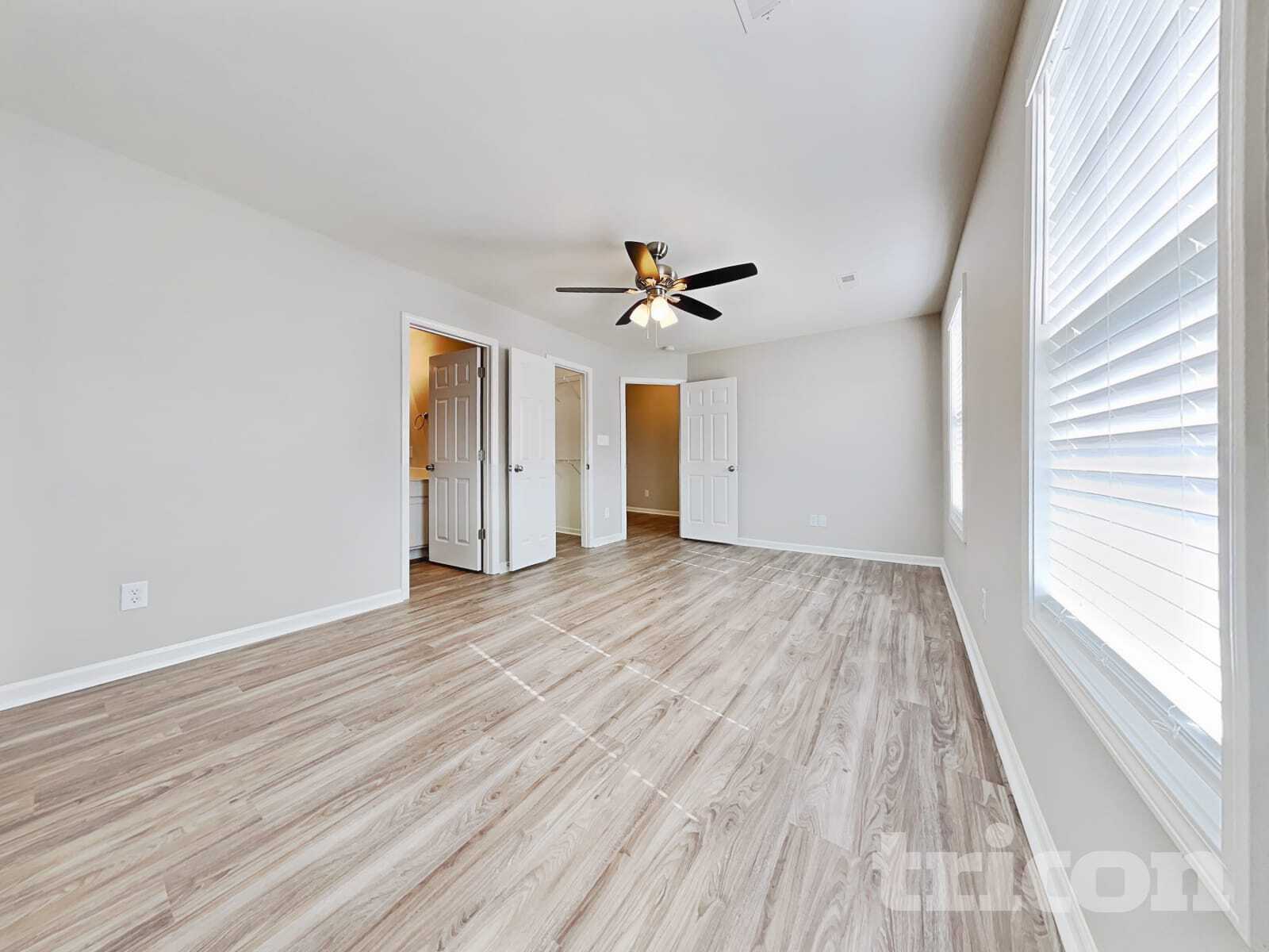 Building Photo - 5877 Culloden Ct