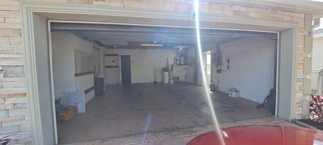 Building Photo - 8436 Newton Dr