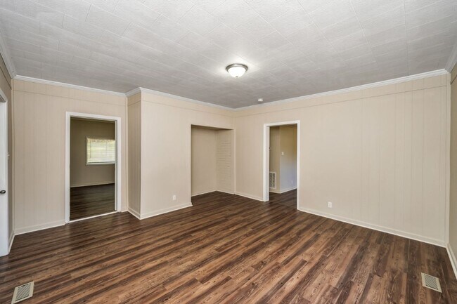 Building Photo - Fully Renovated 2BR Home in Dora, AL — Mod...