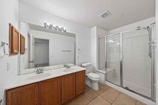 Building Photo - 2642 Grayson Way