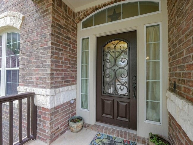 Building Photo - 702 S Frontier Ln