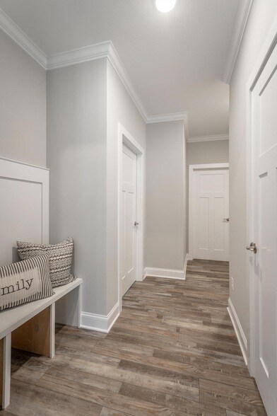 Building Photo - 8955 Silver Maple Dr