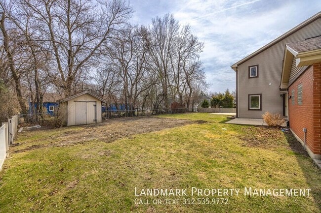 Building Photo - 12313 71st Ct