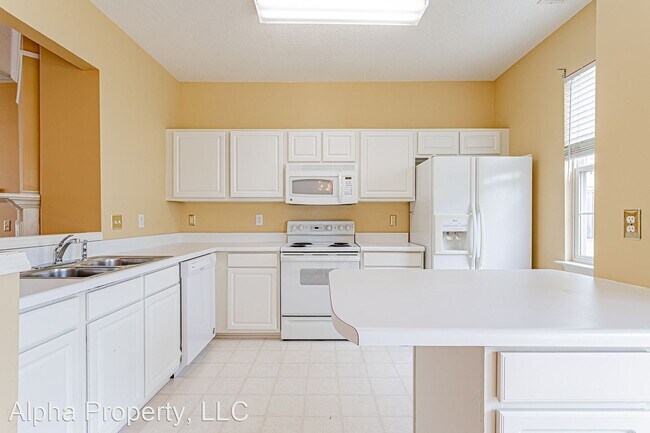 Building Photo - 2 br, 2.5 bath House - 111 Waterford Park Dr