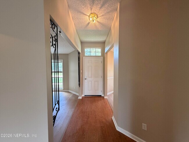 Building Photo - 1231 American Eagle Ln