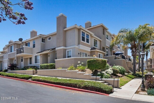 Building Photo - 2438 Kipana Ave