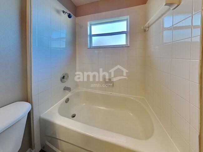 Building Photo - 7653 Merchantville Cir