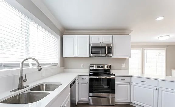 Building Photo - 10722 Shawnbrook Dr