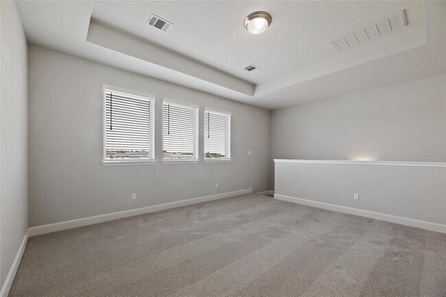 Building Photo - 104 Chinaberry Bnd
