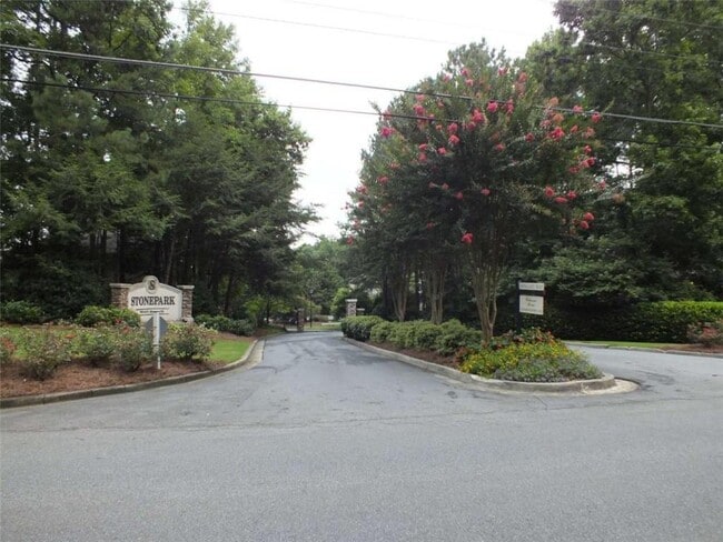 Building Photo - 5005 Wingate Way