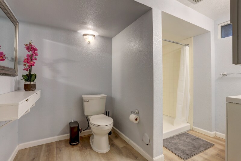 Building Photo - 7777 Umatilla St