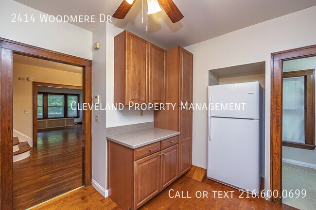 Building Photo - 2414 Woodmere Dr