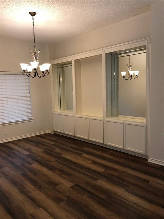 Building Photo - 7600 Amanda Ellis Way